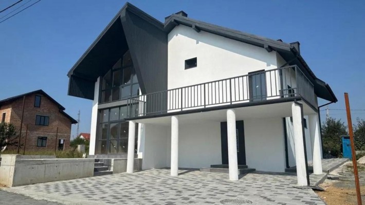 Продаж будинку з правом власності у Винниках/ЄОселя - фото 1