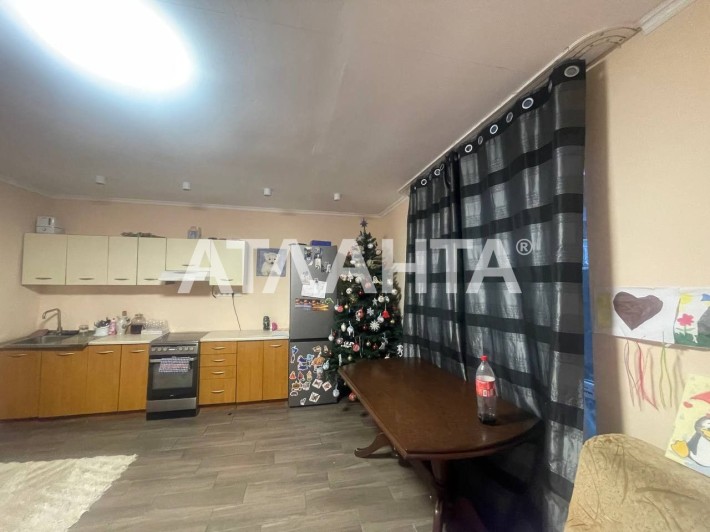 Брюховичі!Продаж 2х будинків + магазин на приватизованій ділянці! - фото 1