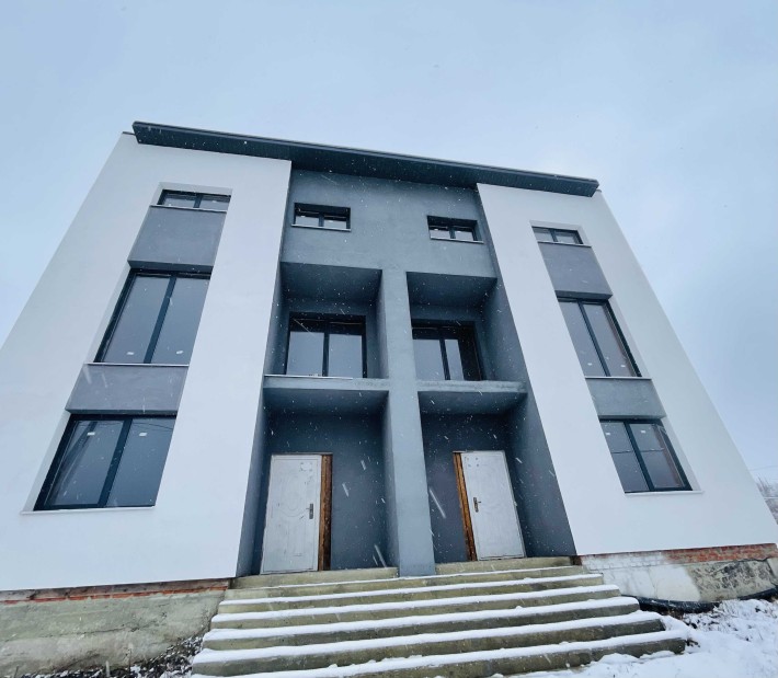 Продаж просторого  котеджу спарки Солонка Львів! - фото 1