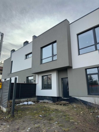 Продам котедж в Брюховичах по вулиці Арктичній (єОселя) - фото 1