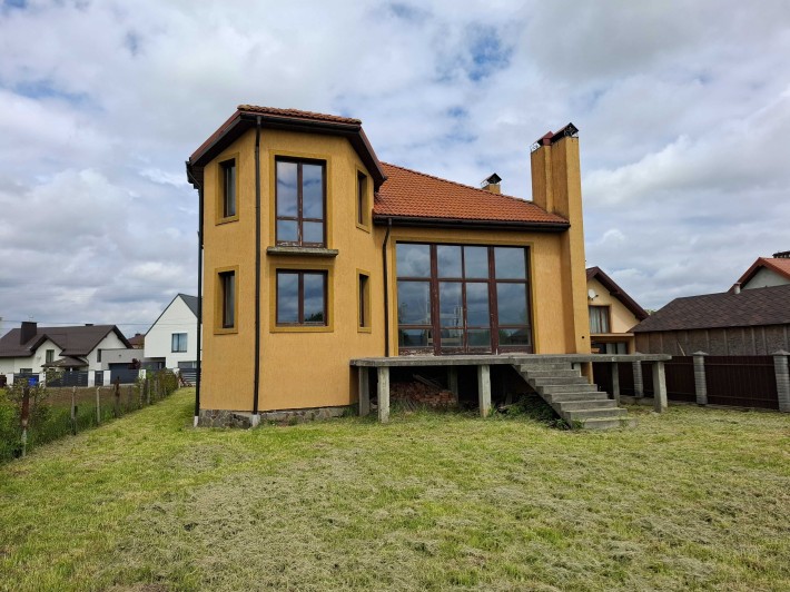 Продаж сучасного будинку, с.Сокільники вул. Хмельницького Б - фото 1