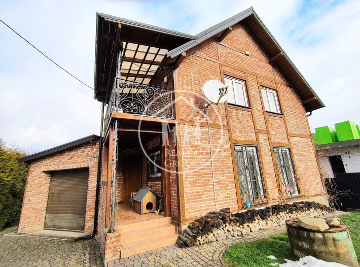 Продається цегляний будинок з ремонтом біля Emily Resort - фото 1