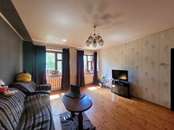 Продам цегляний будинок 1990 р. побудови, в мальовничій місцевості Полтава