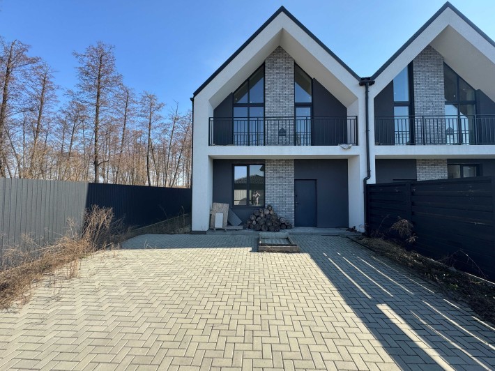Продаж Таунхаус в закритому КМ Loft City, Ірпінь. З чорновими роботами - фото 1