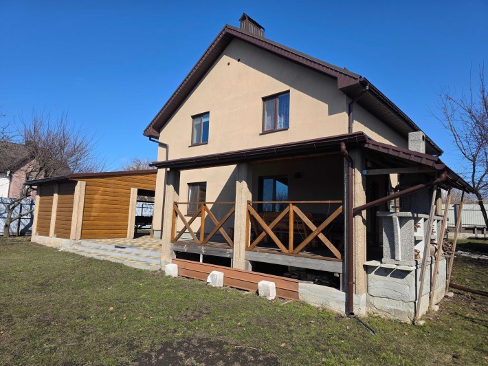 Продам чудовий будинок з новим сучасним ремонтом - фото 1