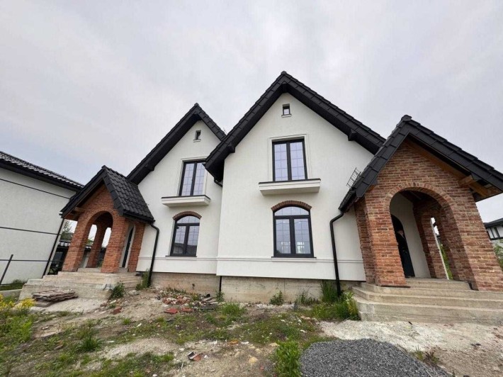 Продаж котеджу у Солонці (бічна вул.Наварійскої). - фото 1
