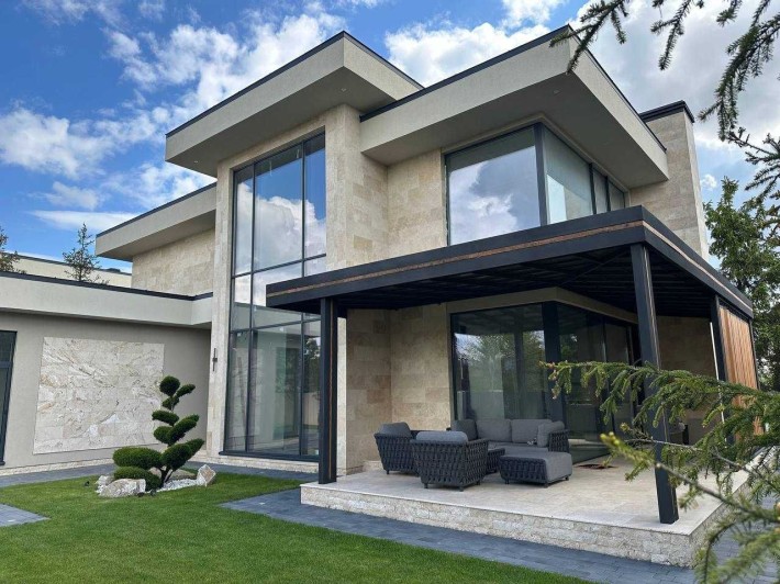 Продаж елітного, сучасного будинку у КМ RIVIERA в с. Сокільники - фото 1
