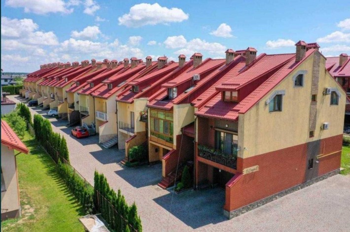 Продажд 3-ох поверхового будинку Зубра - фото 1