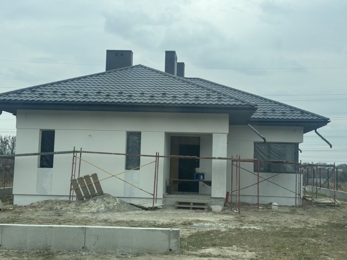 Продаж будинку с. Зимна Вода 99000$ - фото 1