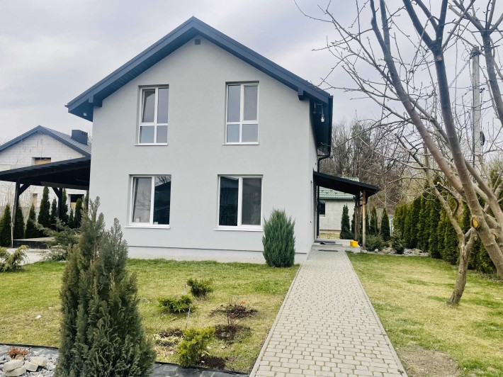 Продажнового  будинку з ремонтом ділянка 6 сот поруч Зимна Вода! - фото 1
