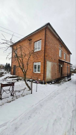 Продаж будинку в Зубрі - фото 1