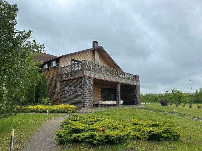 Продаж будинку (біля озера) 500м2 м. Новояворівськ БЕЗ КОМІСІЇ - фото 1