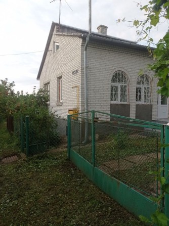 Продаж цегляного будинку - фото 1