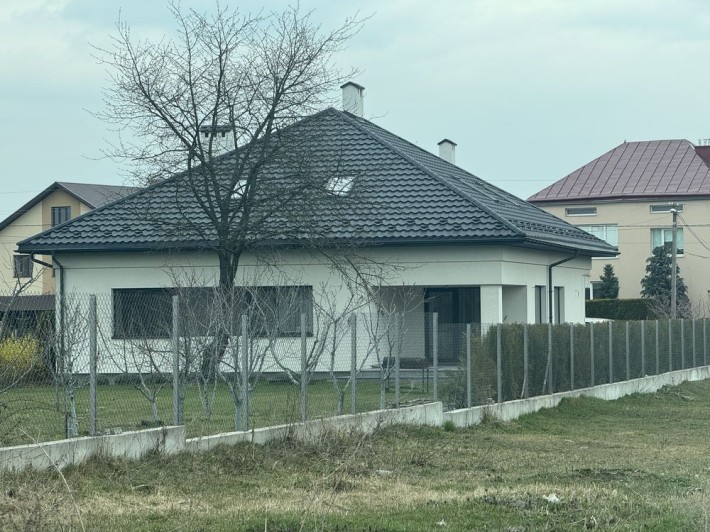 Продаж будинку с. Конопниця 95000$ - фото 1