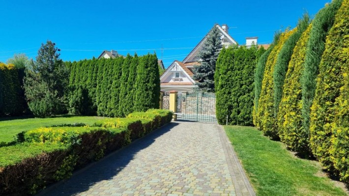 Продаж  просторого будинку в елітній частині Конопниці - фото 1