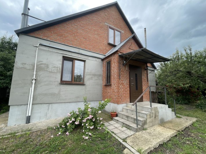 Продам капітальний добротний будинок під Полтавою - фото 1