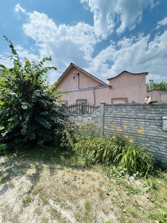 Продаж будинку на Проспекті Свободи під є відновлення . - фото 1
