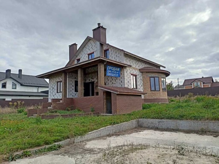 ТЕРМІНОВО! Продаж 2 пов. будинку в районі новобудов з ділянкою 10 сот. - фото 1
