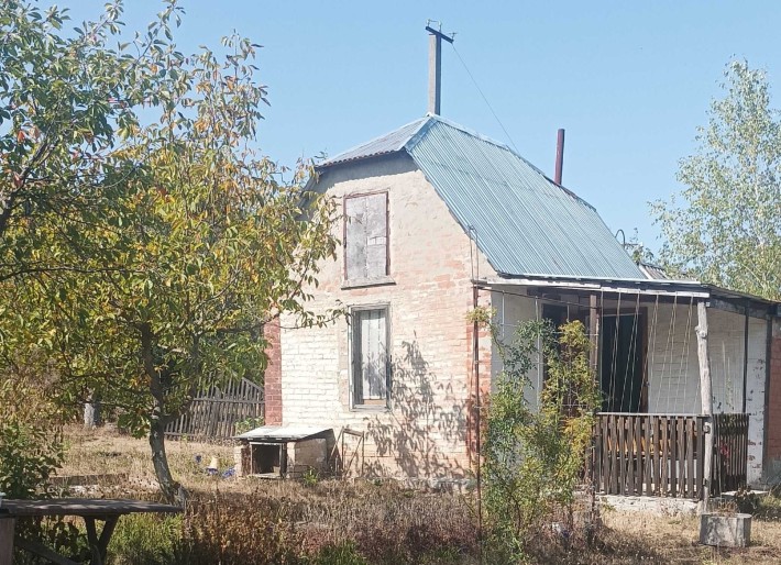 Продам дачу з земельною ділянкою - фото 1