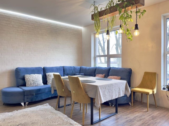 Продаж одноповерхового будинку з капітальним ремонтом.  Роменська - фото 1