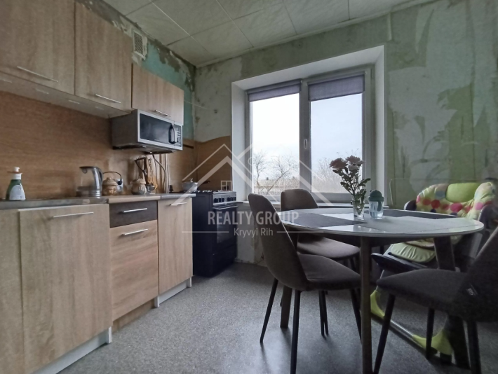 Продаж 2к квартири на 173 чешка - фото 1