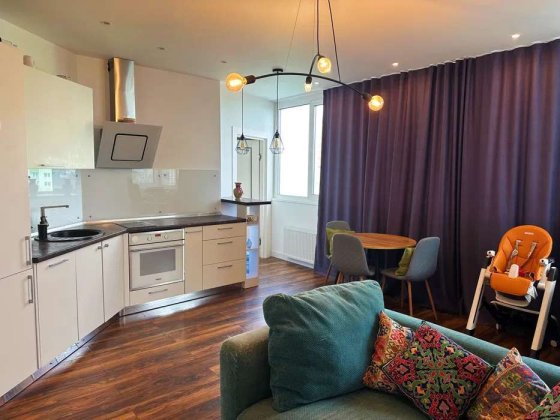 Продаж 2-к квартири вул.Донця 2а Київ