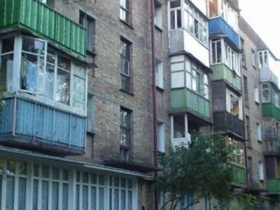 Продаж 3-к квартири вул. Марка Безручка 27/3 Шевченківський район Київ