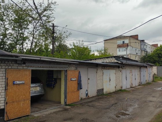 Продам гараж р-н ПМЗ Павлоград