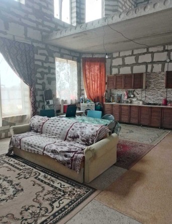 Продам 2 этажный дом - фото 1