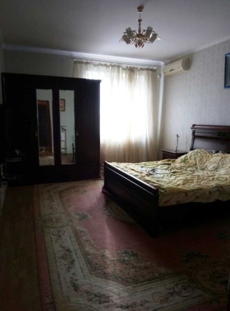 Дом в Фонтанке в застроенном районе - фото 1
