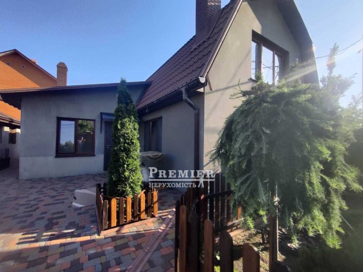 Терміново! 2-рівневий будинок в Фонтанці 139 кв.м сучасний ремонт. - фото 1