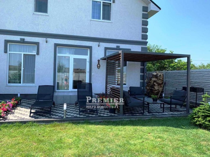 Продам будинок з сучасним ремонтом в Фонтанці. - фото 1