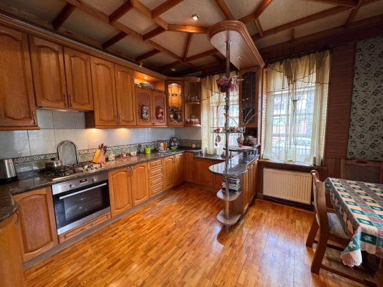 Продається двоповерховий будинок у Київському районі Полтава