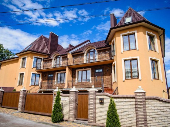 Готовий будинок в Чернівцях, Центр, Роша Черновцы