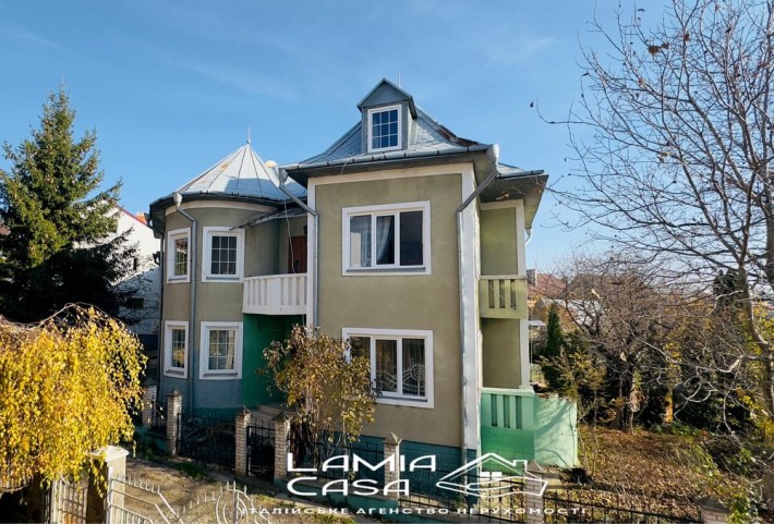 Продаж 2 поверхового будинку з басейном . - фото 1