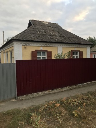 Продам окремий цегляний будинок70,3заг. площа з прис. ділянкою 7соток - фото 1