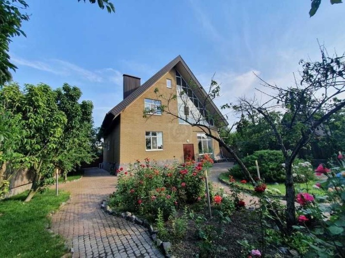 Продам дом с террасой в Центре, р-н рынка - фото 1