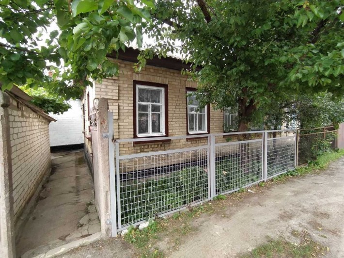 Продаж частини будинку  в пров. В.Захарченка. що на Казбеті! - фото 1