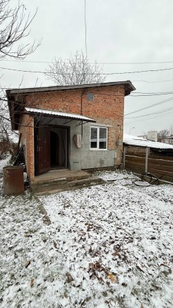 ; Будинок у Рівному на Михайла Старицького з можливістю розбудови - фото 1
