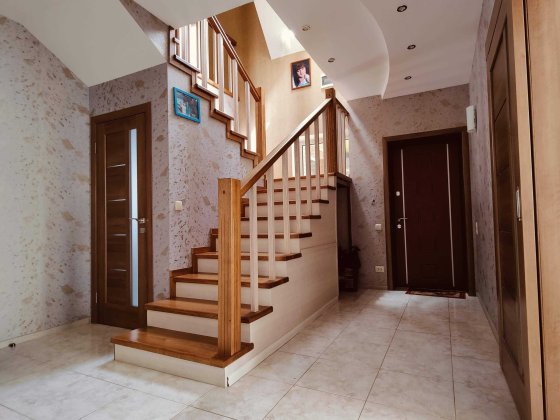 Продається домоволодіння з 2-ма будинками Черкаси