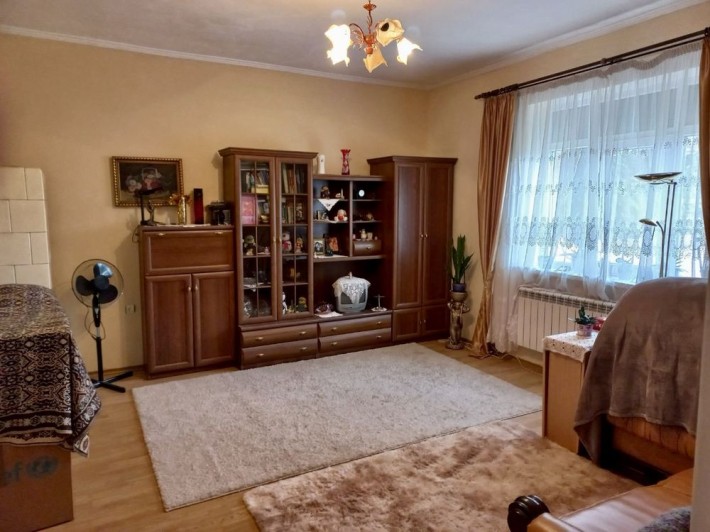 Продаж будинку в центрі міста - фото 1