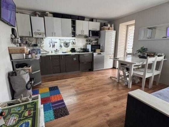 У продажу два приватних будинка Полтава