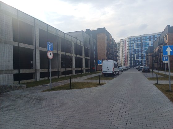 Продається паркомісце Ивано-Франковск