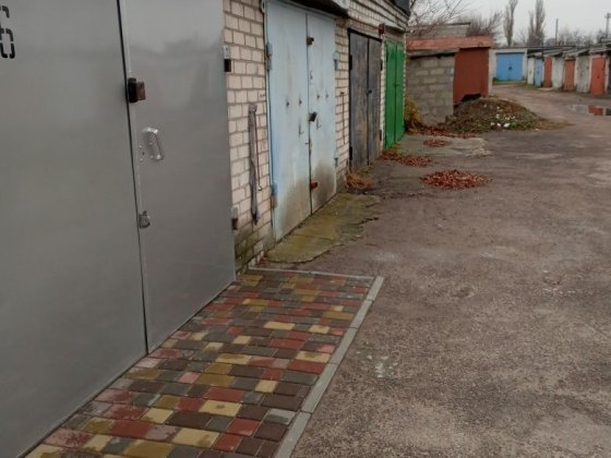 Продам  или здам гараж с ремонтом.. Кременчук