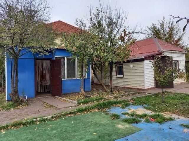 (3-50) В продаже славный дачный домик - фото 1