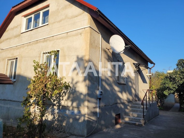 Будинок 2015 р в Молодiжномe з гаражем та гостьовим будинком - фото 1