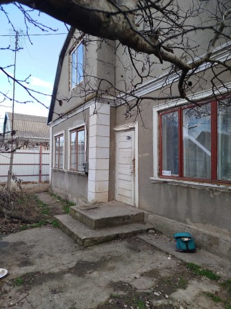 продам добротный, капитальный  дом в  Молодежном (Черноморск) - фото 1