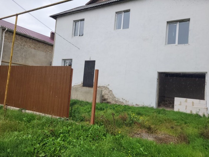 Продам большой новый дом в В.Дальнике за небольшие деньги! - фото 1