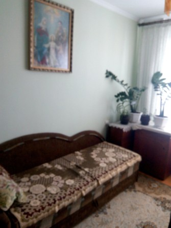 Здається кімната для хлопця, Бам, Петлюри - фото 1