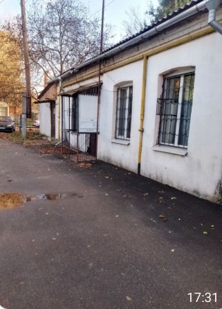 Продам будинок в центрі - фото 1